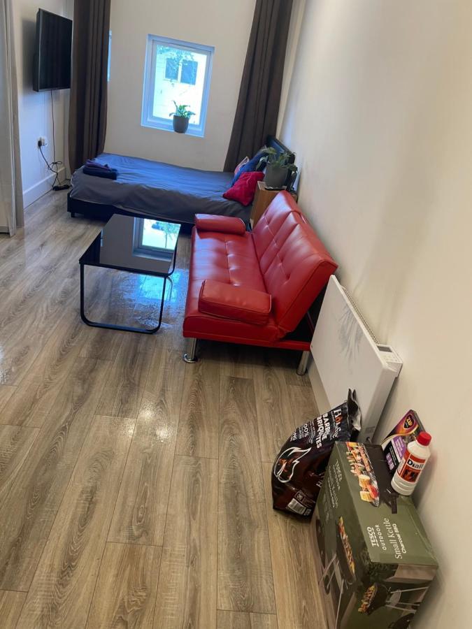 Stunning Twickenham Rugby Studio Flat Teddington Kültér fotó